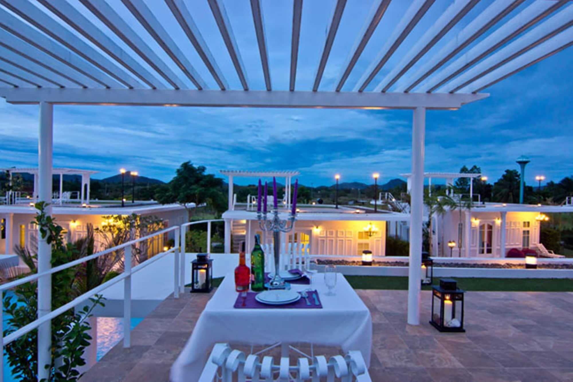 The Sea-Cret Garden Hua Hin Hotell Exteriör bild